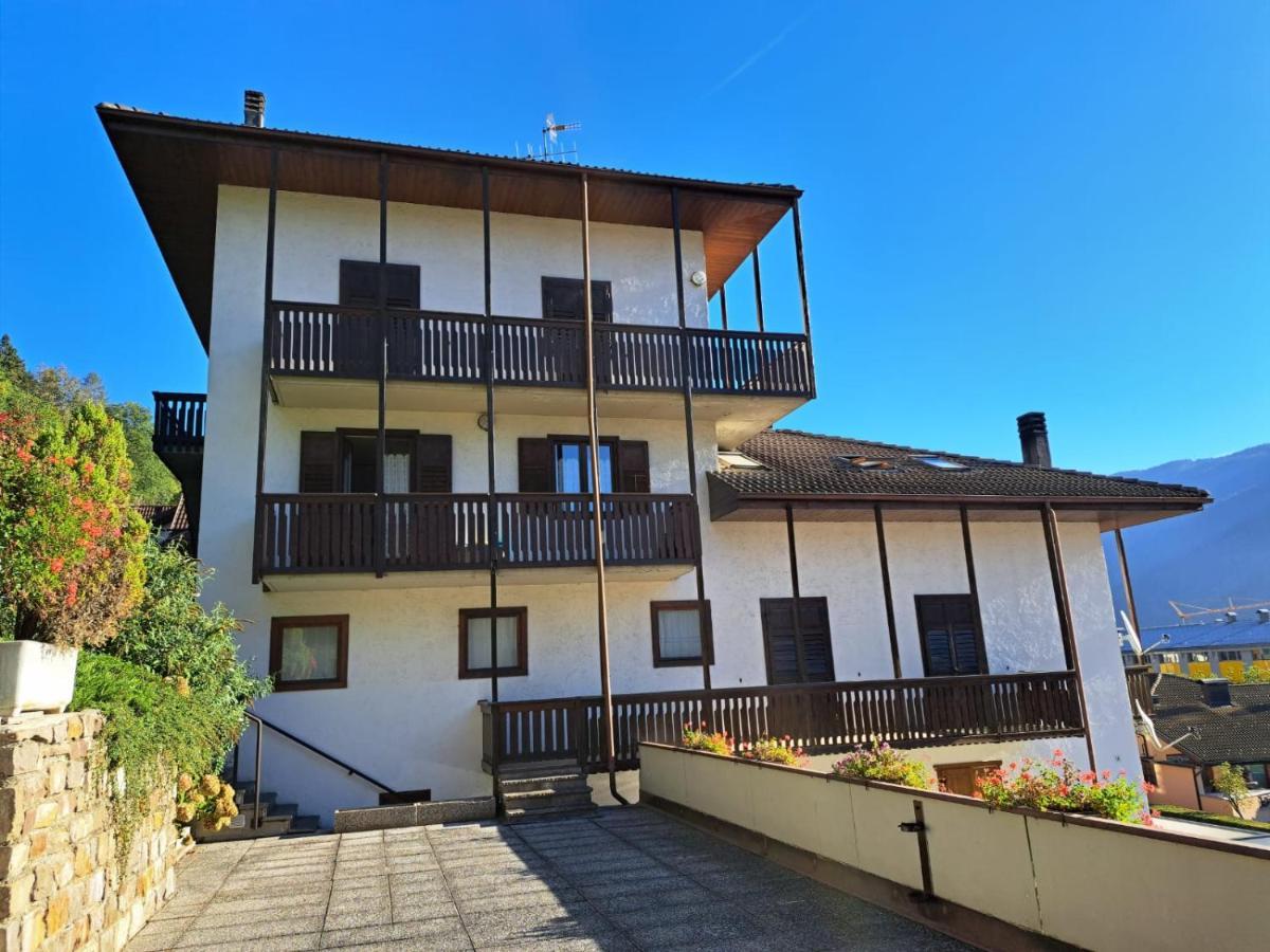 Apartament Casa Bianca Malè Zewnętrze zdjęcie